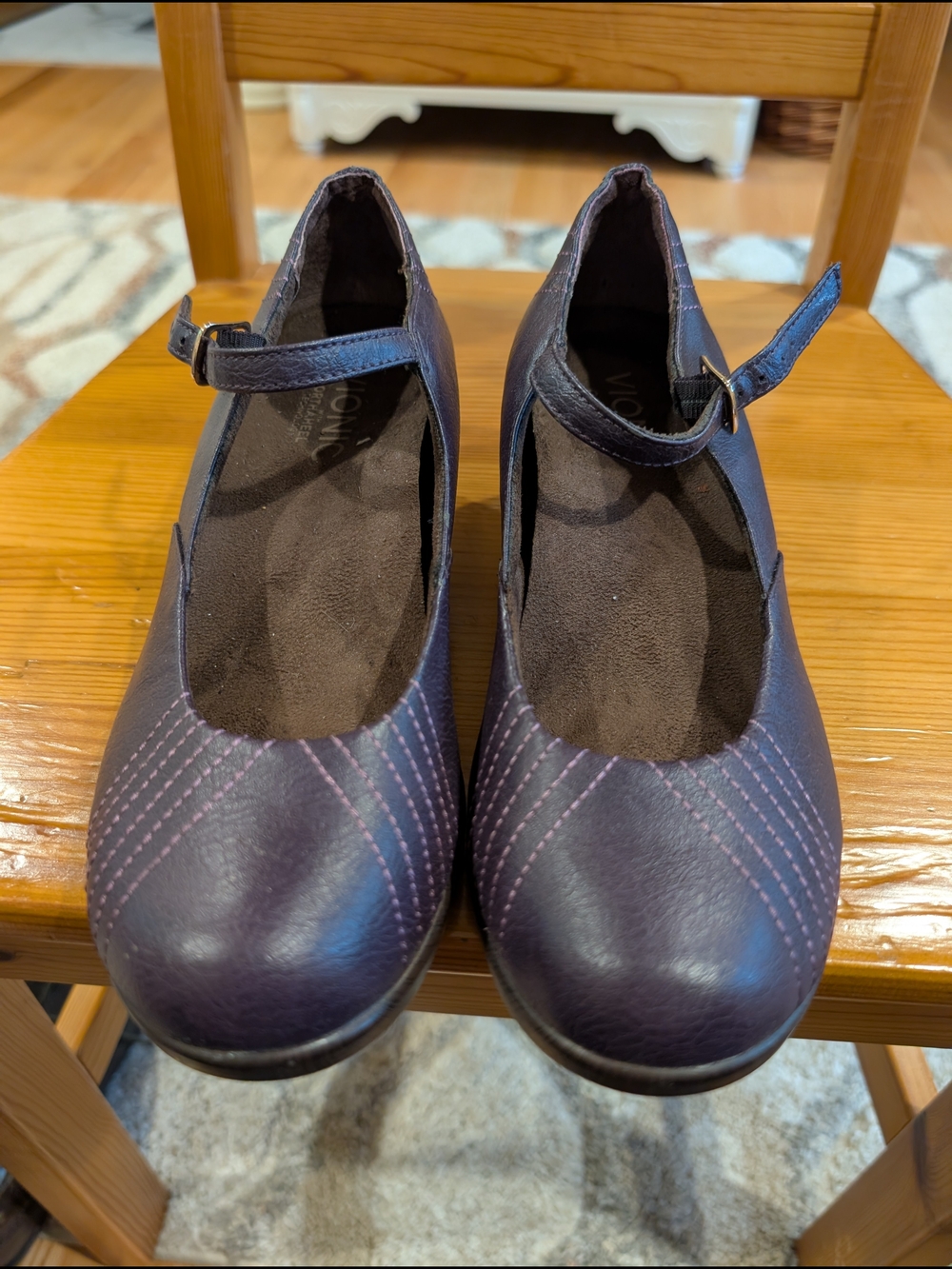 NWOT Vionic Purple Mary Jane Clog Flats